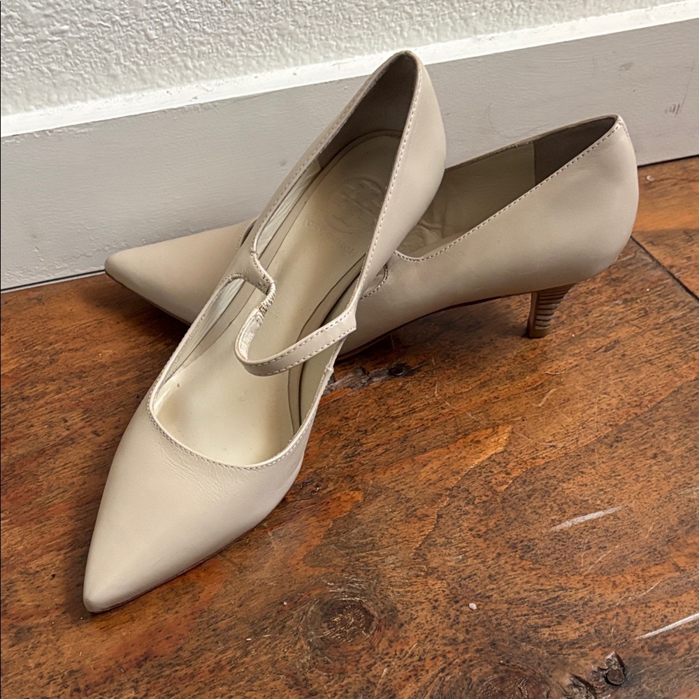 Tory Burch Cream Pointed Toe Heels